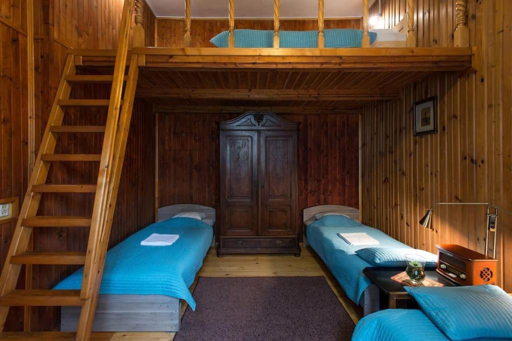 Big Cosy Retro Apt, Free Parking, 15Min Oldtown & Kazimierz - By Homelike Krakow Luaran gambar