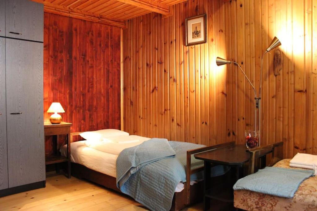 Big Cosy Retro Apt, Free Parking, 15Min Oldtown & Kazimierz - By Homelike Krakow Luaran gambar